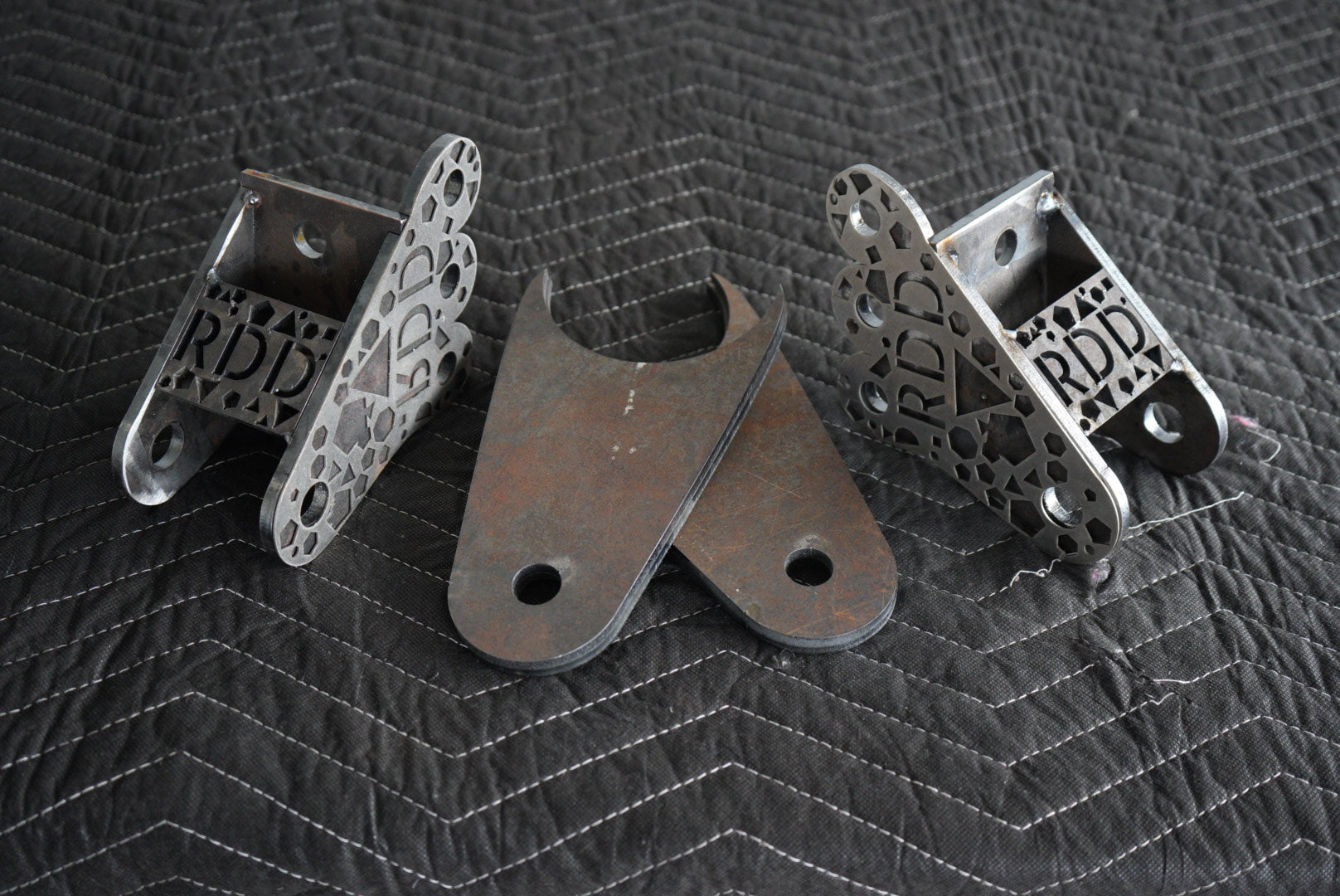 custom traction bar mounts for 3 up to 3 inch box frames