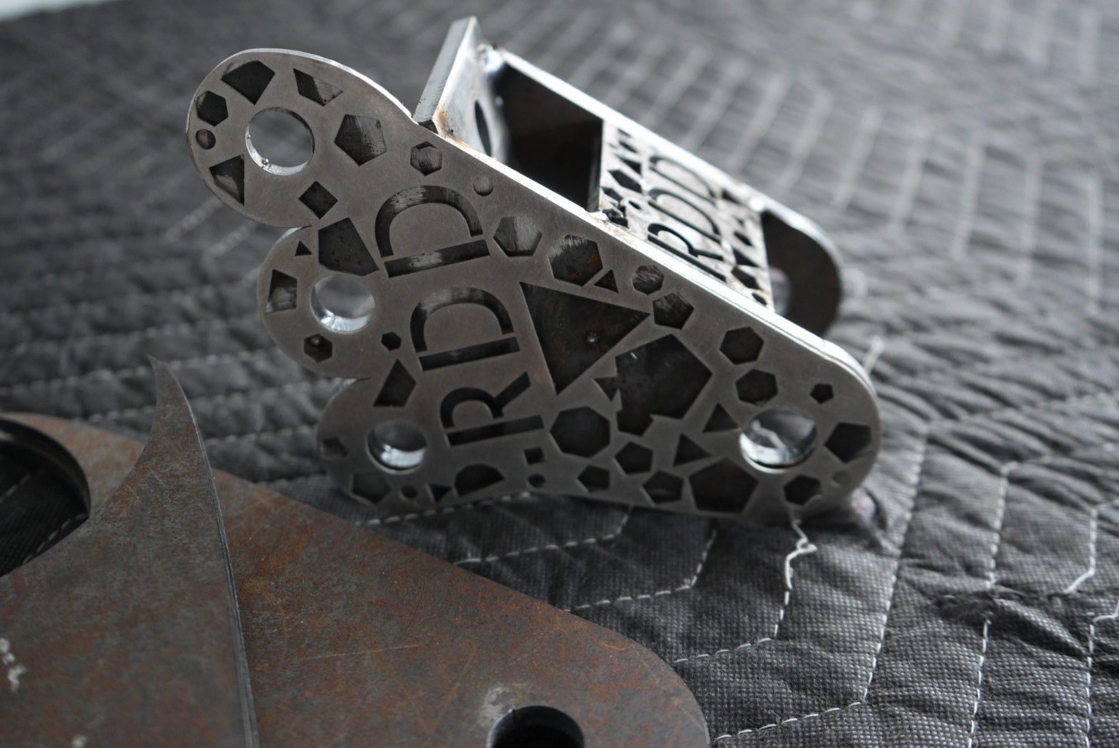 custom traction bar mounts for 3 up to 3 inch box frames